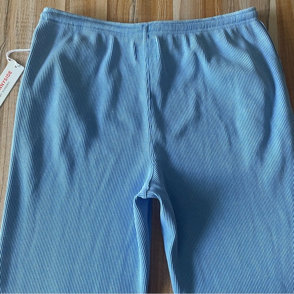 Sunnyside by Sundry Waffle Knit Set - Picture 7 of 9